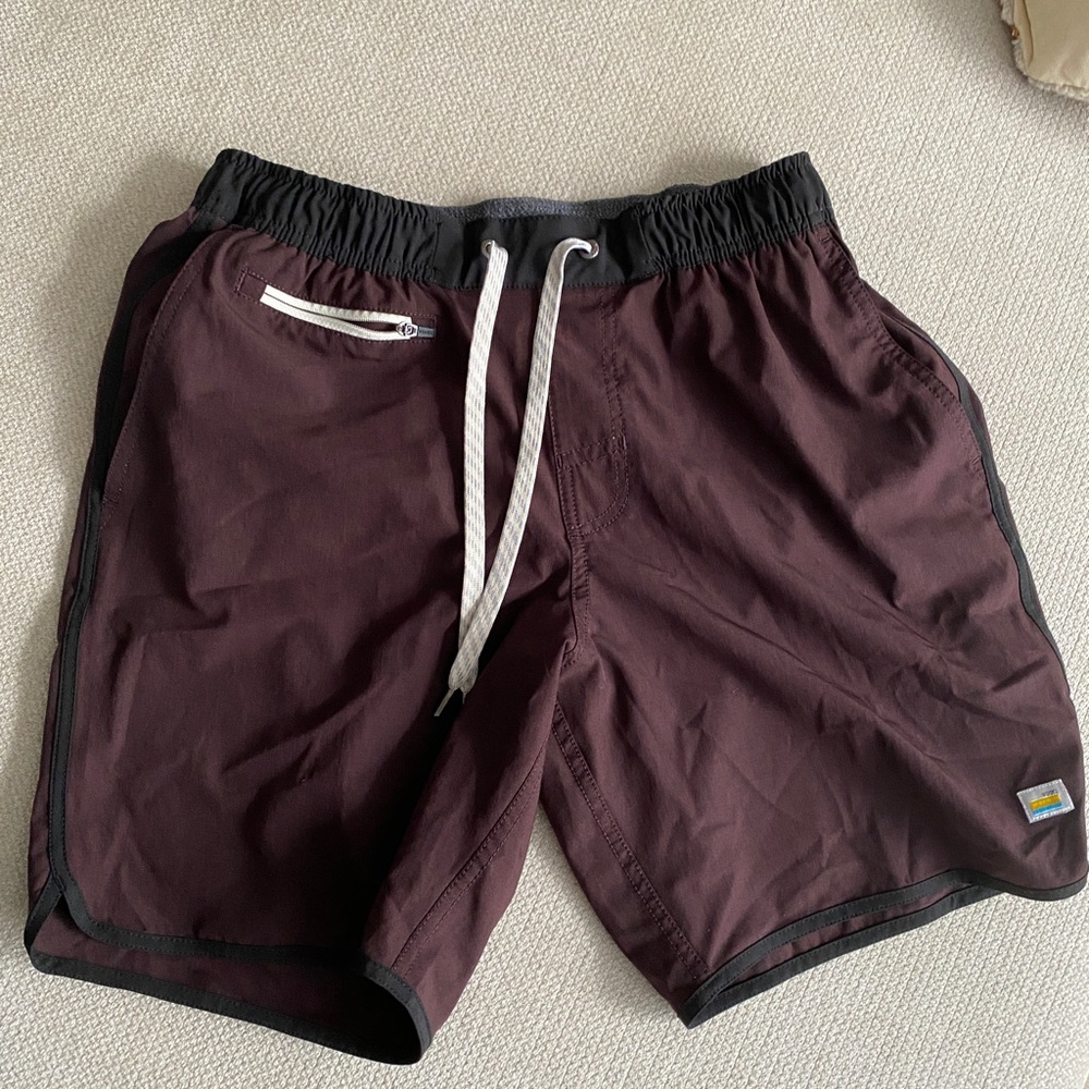 Men’s Vuori Shorts (Dark violet)
